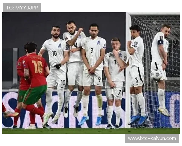 阿塞拜疆门将自摆乌龙，法国队意外收获领先